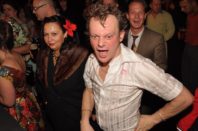 min 2009 11 21 riot 455